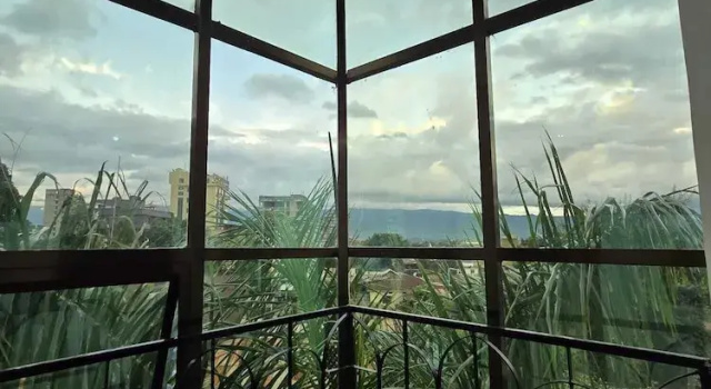 Tulivu Urban, Rezerwuj Hotel Hotele w Hai ze śniadaniem, Śniadanie