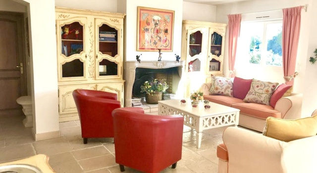 Villa With 4 Bedrooms in Saint-paul-de-vence, With Wonderful Mountain View, Private Pool and Enclosed Garden - 6 km From the Beach, Забронировать Вилла Сен-Поль-де-Ванс Приморские Альпы