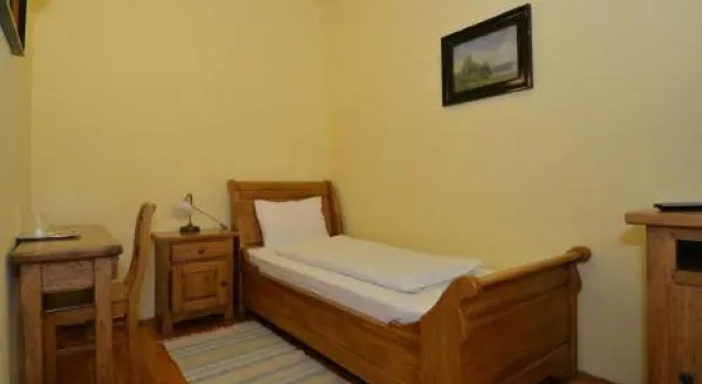 Schwabenhaus, Rezervovat Hotel Şandra hotely s parkováním, Parkování