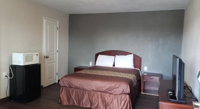 Номер Standard Classic Inn and Suites