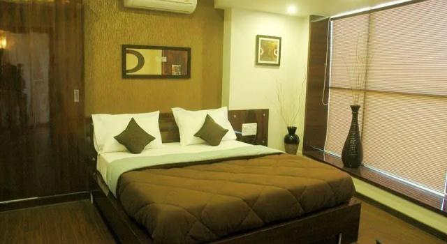 Hotel S S Inn, Boek Hotel Rajkot Gujarat