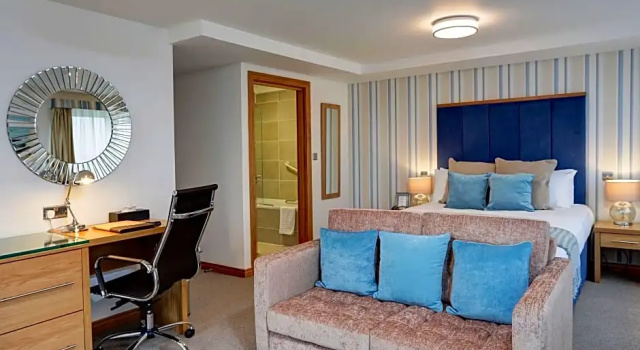 Номер Executive Best Western Princes Marine Hotel