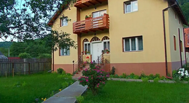 Pensiunea Ștefănuț, Забронировать Отель Отели Mărgău 3 звезды, 3*