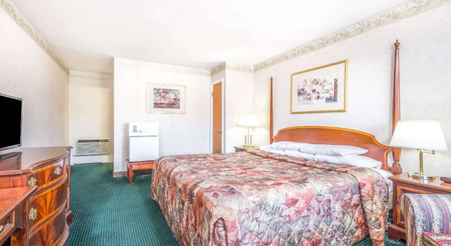 Knights Inn Lenox, Забронировать Отель Ленокс Bousquet Ski Area