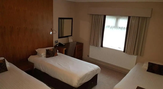 Трёхместный номер Standard voco Rockingham Forest Corby by IHG