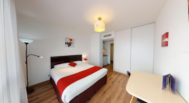 Alezan Hotel
