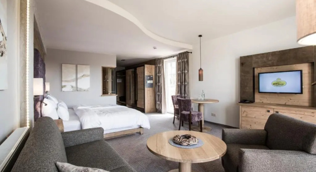 Полулюкс Superior Meiser SPA Resort