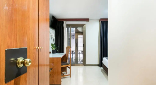 Двухместный номер Standard Hotel Condal