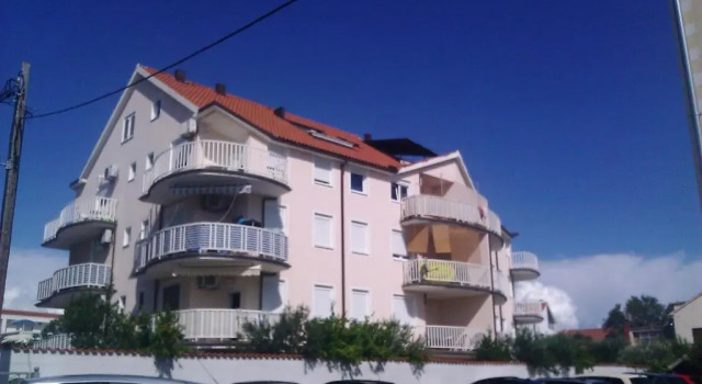 Apartments Little Castle, 예약 아파트 Srima 시베니크