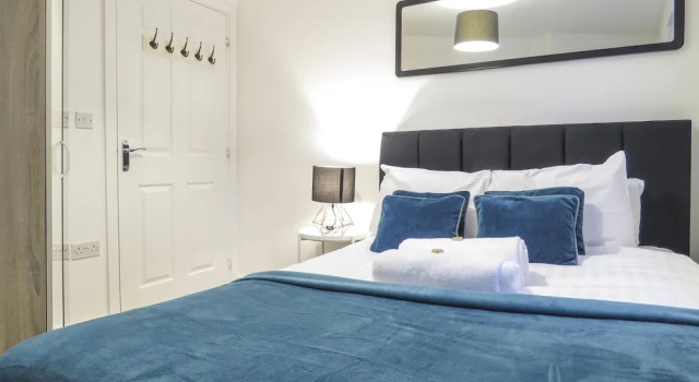Tudors - Five Ways Apartments, Book Lejlighed West Midlands hoteller med parkering, Parkering