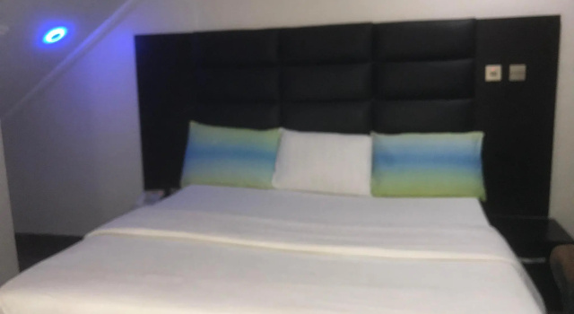 Номер Classic Ritz-Carinton Suites