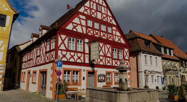 Landhotel Alte Schmiede, Rezervasyon Otel Prichsenstadt Steigerwald