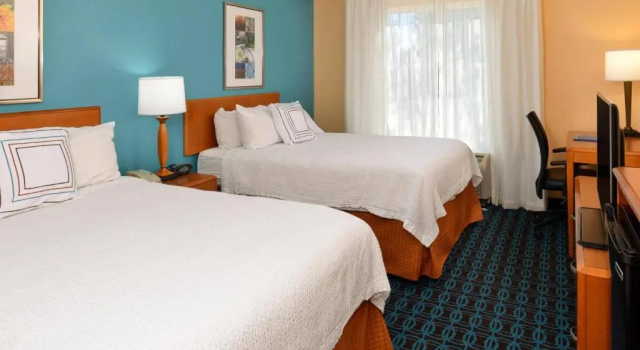 Четырёхместный номер Standard Fairfield by Marriott Inn & Suites Georgetown Lexington