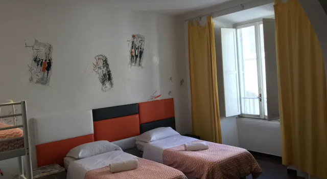 Coconuts Female Hostel (хостел для женщин), Забронировать Хостел Хостелы Рима, рядом с Посольство Великобритании в Риме, Хостел