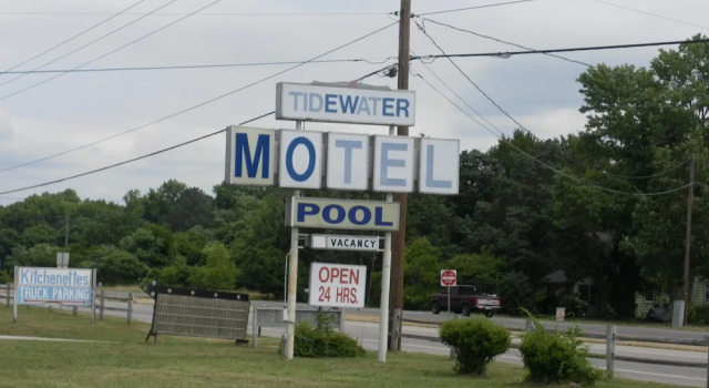 Tidewater Motel, Rezerwuj Motel Hayes Wirginia