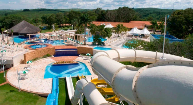 Aguativa Golf Resort, Забронировать Курортный отель Корнелиу-Прокопиу Парана