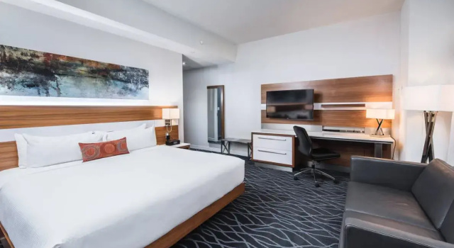 Номер Deluxe Delta Hotels by Marriott Waterloo