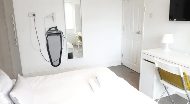 Grand Airport Ensuites, 予約 ゲストハウス Harmondsworth Greater London