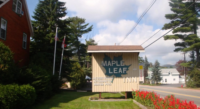Maple Leaf Inn Lake Placid, Забронировать Отель Лейк-Плэсид Whiteface Mountain
