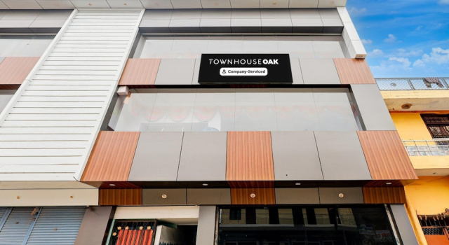 Super Townhouse Oak Kanpur, Забронировать Дом для отпуска Канпур штат Уттар-Прадеш