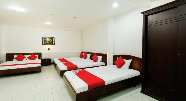 Quoc Cuong 1 Hotel, Забронировать Отель Отели Дананга муниципалитета с бассейном, рядом с Рынок Кон, Бассейн