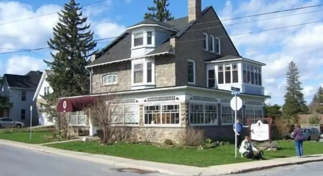 The Colonel's Inn, Rezervovat Penzión se snídaní Prescott Thousand Islands