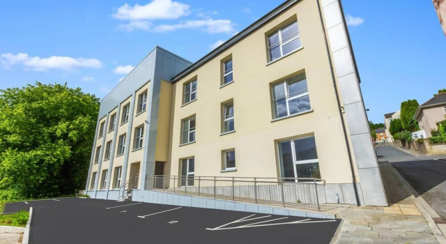 Impeccable 1-bed Apartment in Ebbw Vale, Wales, Забронировать Апартаменты/квартира Хенгойд Южный Уэльс