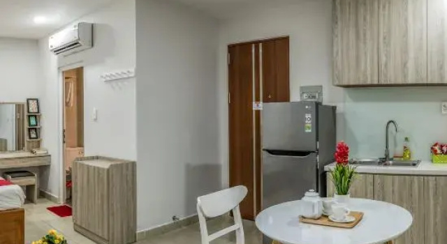 Студия Cherry Hotel and Apartment