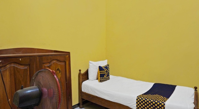 Двухместный номер Economy OYO Life 91869 Insan Mulia Kost Syariah