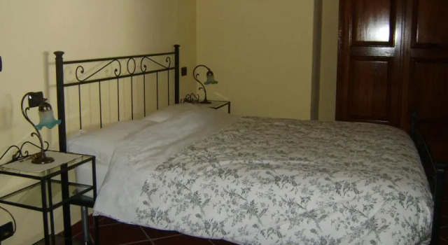 Agriturismo A Nostro Mizoun, Забронировать Отель Остана Пьемонт