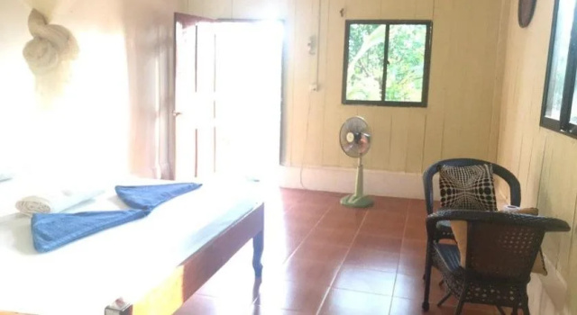 Coconut Boulevard Guesthouse, Забронировать Отель Ронг Провинция Преа-Сианук
