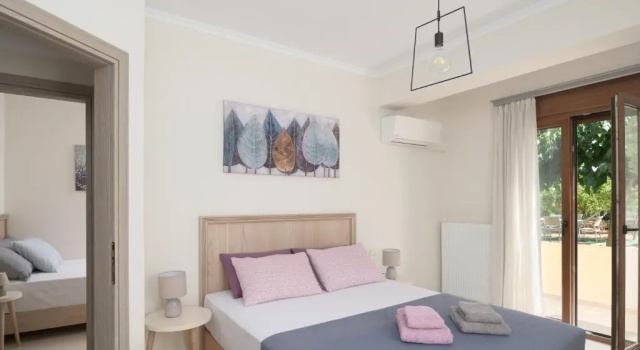 Апартаменты Dina Apartments