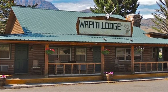 Wapiti Lodge, Book Bed and Breakfast Cody Wyoming