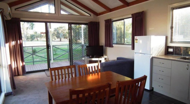 Cobram Barooga Golf Resort, Забронировать Курортный отель Баруга 