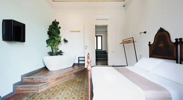 Номер Standard Holiday Lux Boutique Room