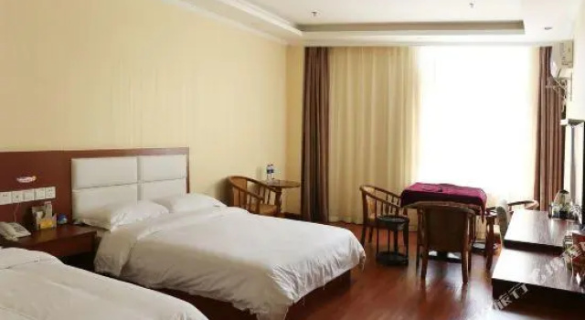 2046 Express Hotel, Забронировать Отель Отели в центре Чичжоу, в центре