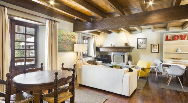 Luderna - Casa con Terraza Cuylas, Book Hotel Baqueira Spanien