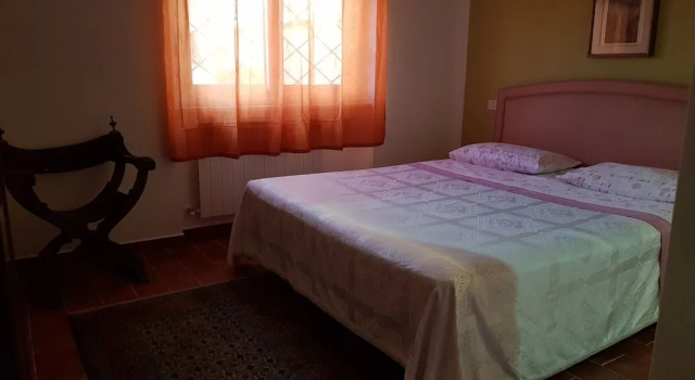 B&B Aria, Book Bed and Breakfast Sarzana hoteller med parkering, Parkering