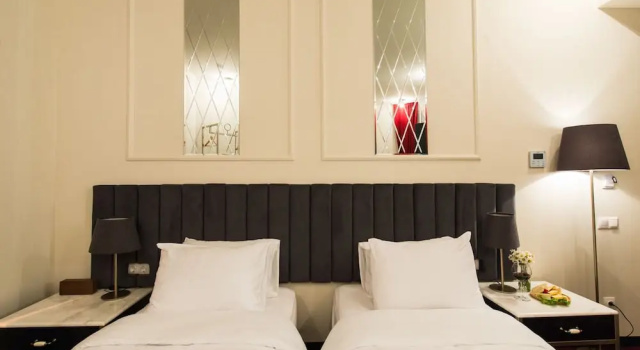 King Gorgasali Hotel