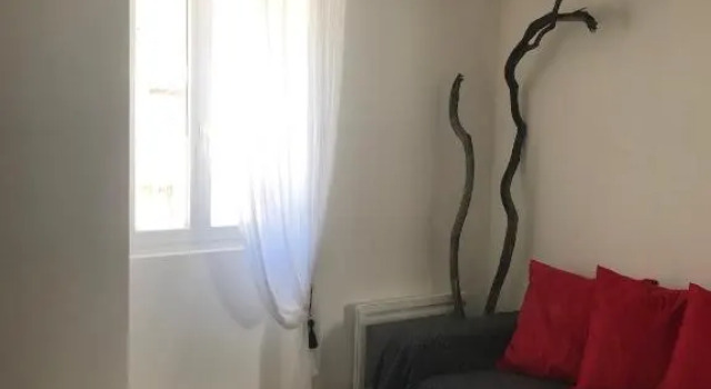 Gite de la Fontaine, Đặt Căn hộ Daluis Pháp