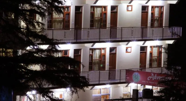 Hotel Anuj Regency
