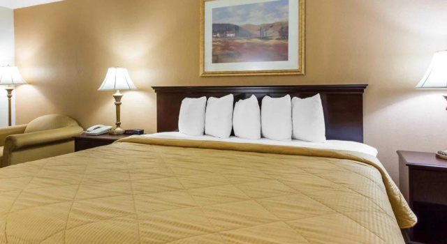 Executive Inn and Suites,  迷你酒店 恩特普赖斯 阿拉巴马州