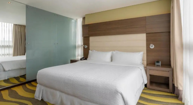 Двухместный номер Executive Four Points By Sheraton Bogota