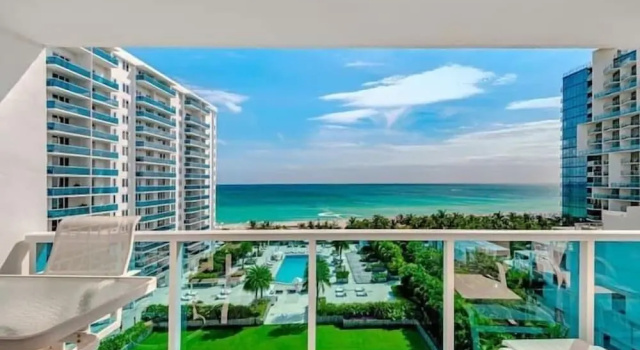 Апартаменты с 2 комнатами One of a Kind - Ocean View Luxury Condo