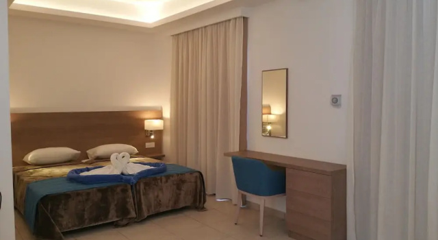 Люкс с балконом Marica's Boutique Hotel