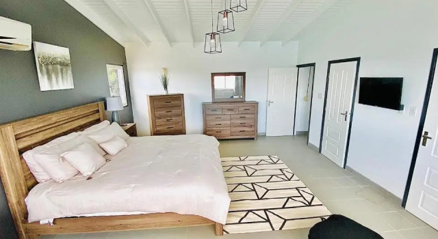 SXM King Size Villa with 4 Rooms and 4 Bathrooms