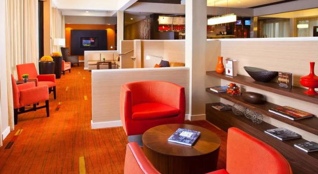 Courtyard Memphis Airport, Rezervovat Hotel Memphis Tennessee