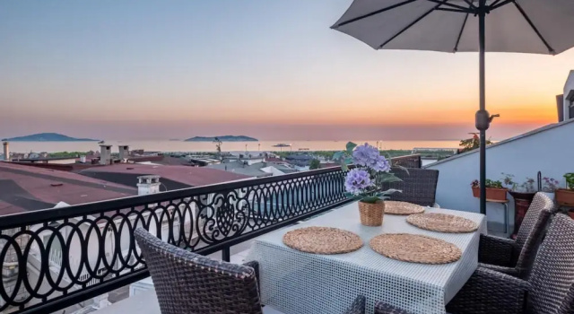 Апартаменты Peaceful Duplex Flat With Adalar View in Maltepe