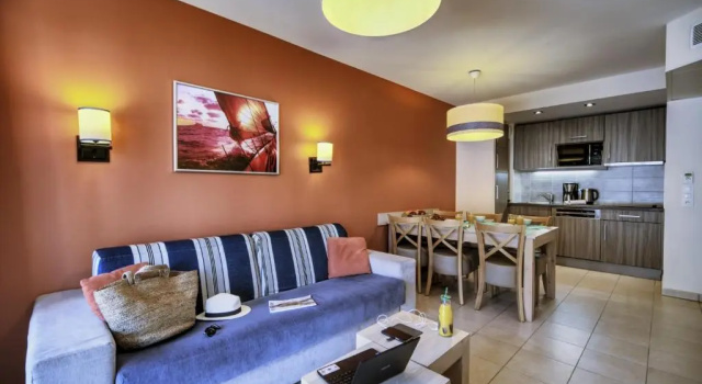 Апартаменты с 2 комнатами с балконом Résidence Pierre & Vacances Premium Julia Augusta