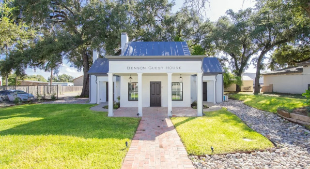 Benson Guest House, Rezervasyon Misafirhane Uvalde Teksas